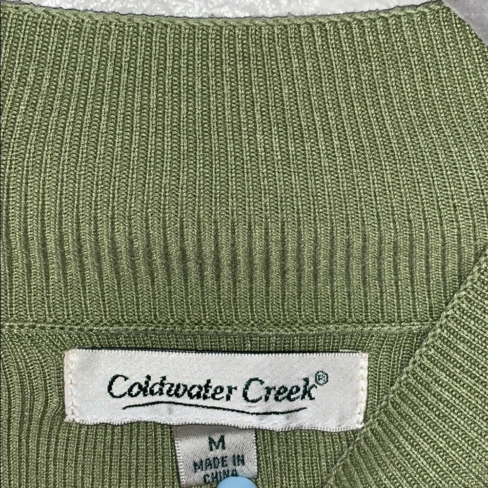 Green Ribbed Turtle Neck Top - Picture 3 of 6